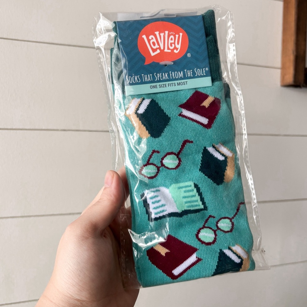 Lavely Novelty Socks - Reading / Bookworm